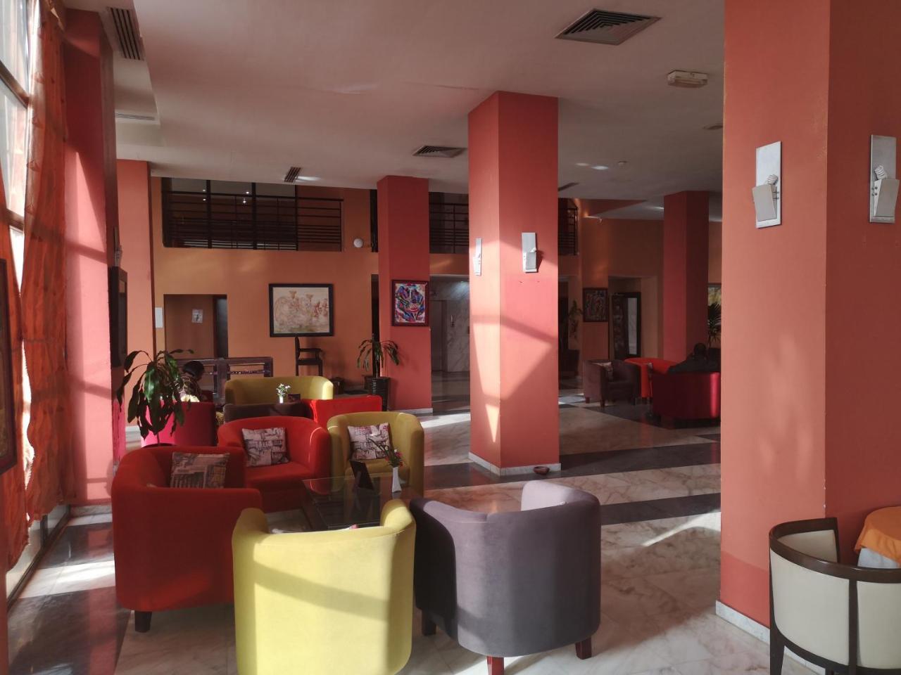 Hotel El Farouk Bamako Exterior foto